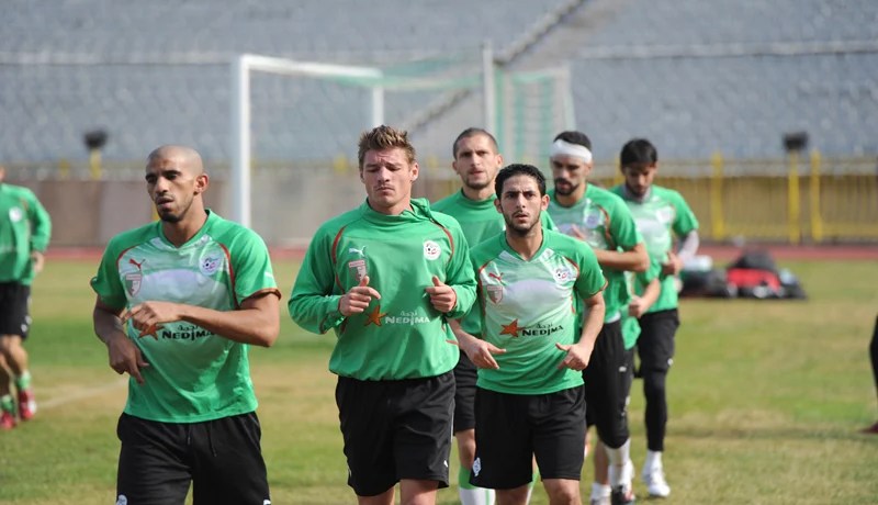 “الخضر” في تربص يوم 22 ماي المقبل بسيدي موسى لمدة ثلاثة أسابيع