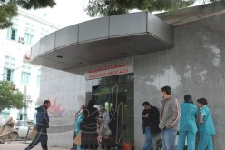 ‬ بطالو مجانة‮ ‬ينتفضون ويغلقون بوابة المؤسّسة العمومية للصحة الجوارية في‮ ‬البرج