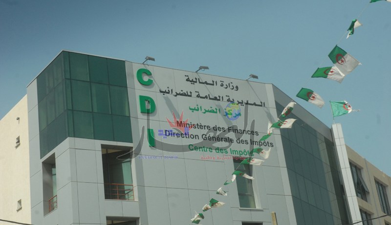 عصابة تنسخ الطوابع الجبائية في‮ ‬دبي‮ ‬وتسوقها بالــولايـــات الـشـرقــيـة