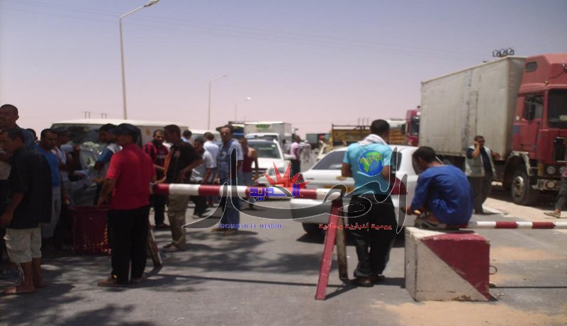 سكان مدينة نڤرين في‮ ‬تبسة‮ ‬يُغلقون الطريق الوطني‮ ‬رقم 16 ‬