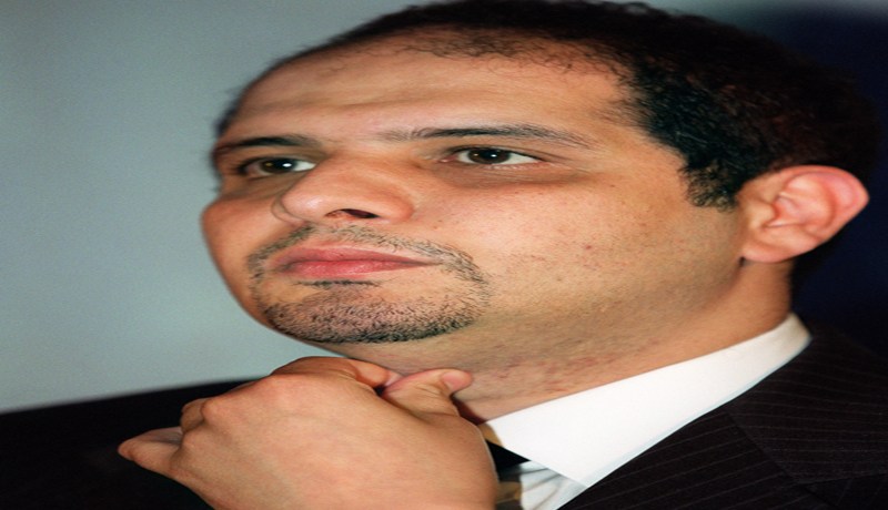 كاميرات تصوير وشاشة عملاقة داخل قاعة‮ ‬الجلسات خلال محاكمة الخليفة