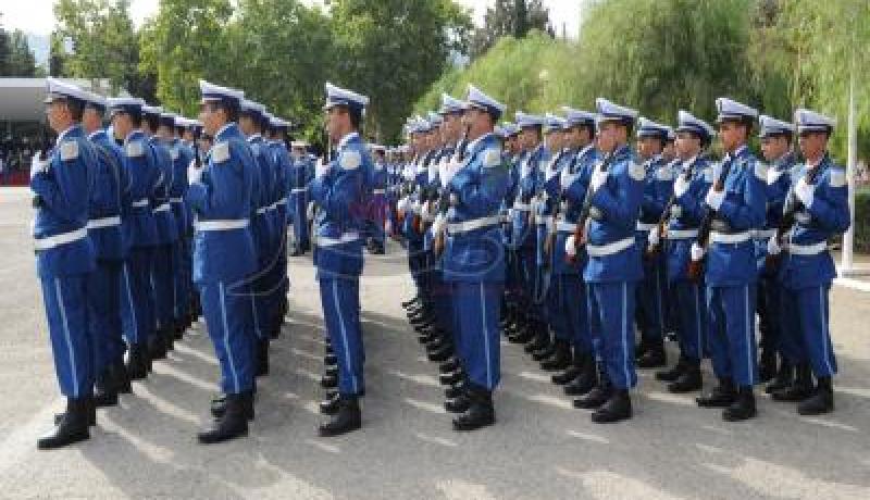 إخضــــاع طالبــــي التوظيـــف فـــي الشرطـــة إلـــى فحوصــات السيـــدا والإدمـــان