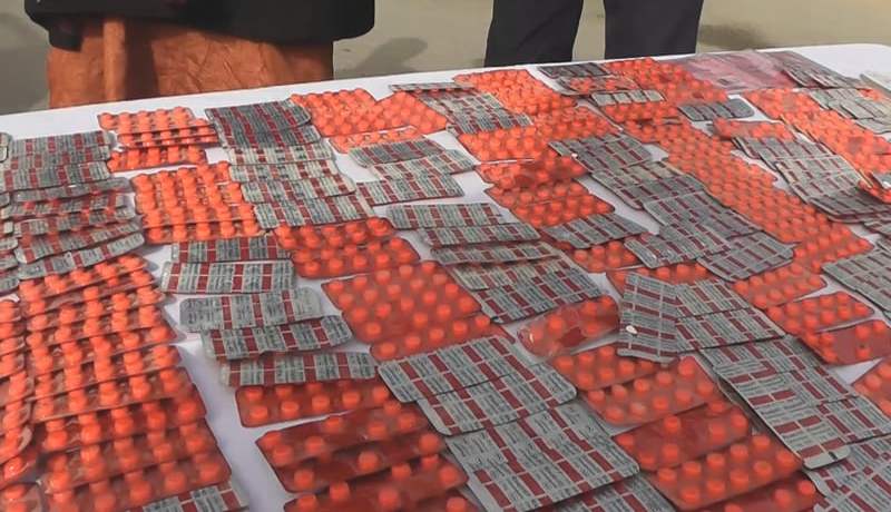 دركي يخترق شبكة «الترڤي» في السوڤر ويحجز 16 ألف قرص مهلوس