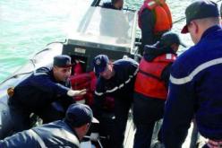 انقاذ ثلاثة حراقة والبحث عن جثث 9 آخرين في سواحل شلف ومستغانم