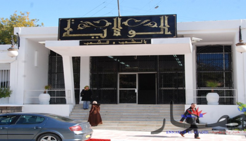 الفرع النقابي يتّهم المدير بتسوية مستحقاته المالية وأوضاع العمال معلّقة بميلة