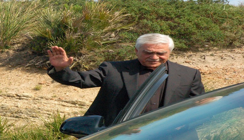 زروال يـرفــض استقبال دعاة ترشحه لرئاسيات أفريل 2014