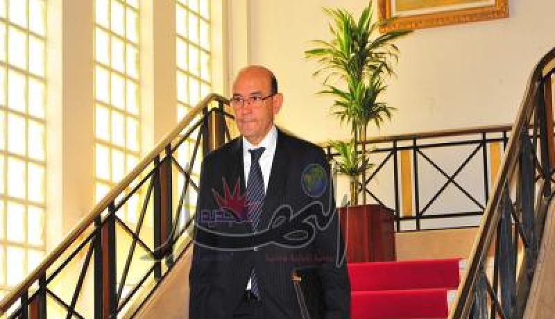 بوتفليقـــة ينهـــي مهـــام مديـــر عـام سوناطـــراك عبد الحميـــد زرڤــين