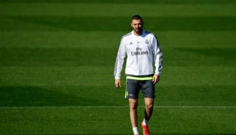 بنزيمة يأمل في العودة الى صفوف المنتخب من أجل الفوز بكأس اوروبا 2016