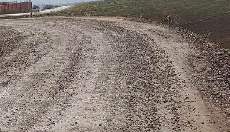 الشلف: المواطنون يطالبون بإيفاد لجنة تحقيق لمعاينة أشغال تهيئة طريق حوش الغابة