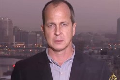 القاهرة تأمر بحبس ثلاثة من الجزيرة الإنجليزية