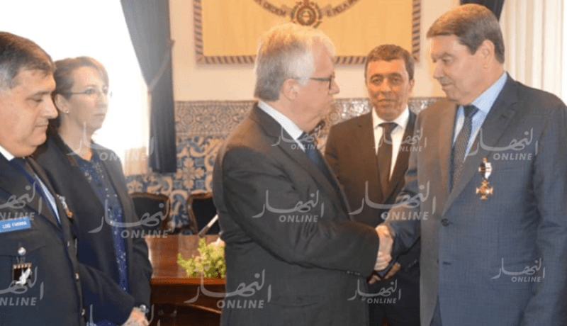 اللواء هامل.. “أهدي هذا التقليد إلى رئيس الجمهورية عبد العزيز بوتفليقة”