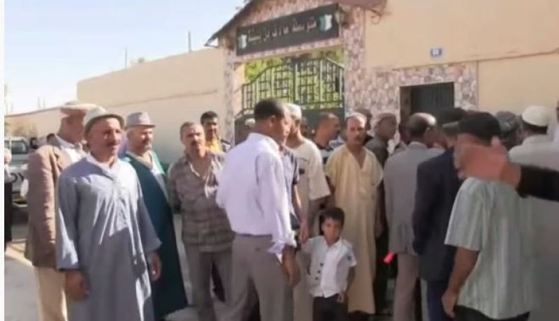 تيارت: أولياء التلاميذ يمنعون ابناءهم من الدراسة ويهددون بسنة بيضاء