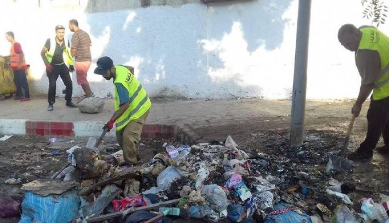 بالصور…أكبر حملة نظافة بشوارع العاصمة وباقي الولايات