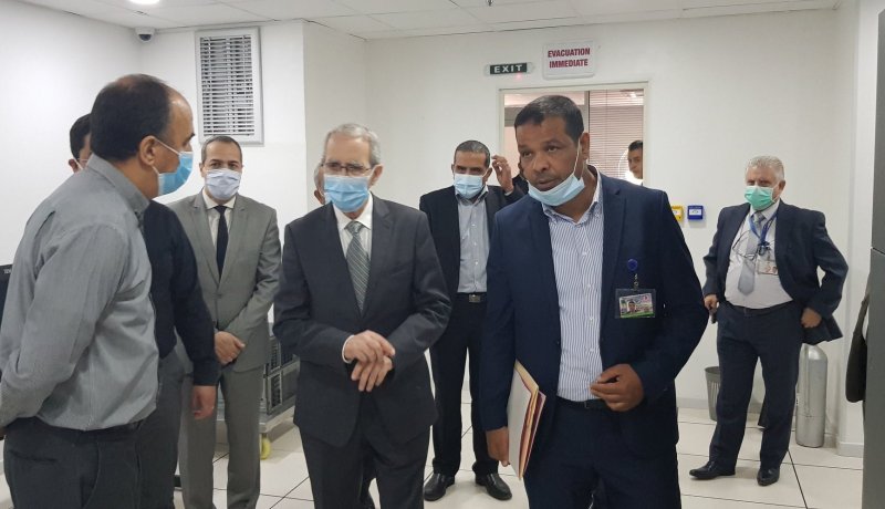 بالصور.. وزير النقل في زيارة عمل للقطب التقني التابع للجوية الجزائرية