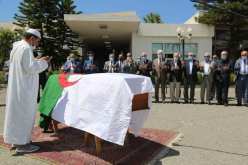 بالصور.. استقبال جثمان الوزير المنتدب للميزانية الأسبق المرحوم علي براهيتي