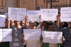 مواطنون يخرجون إلى الشارع احتجاجا على عدم توزيع سكنات اجتماعية في الإدريسية بالجلفة