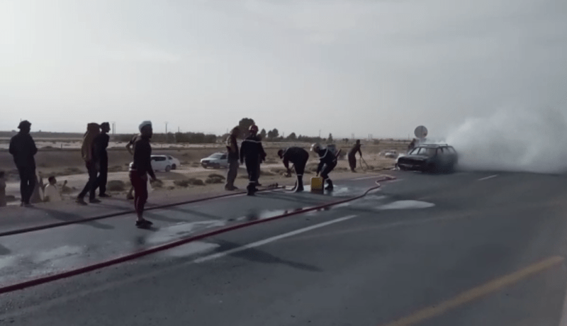 شاهد.. الجلفة: إحتراق سيارة كليا بمنطقة “المصران” بحاسي بحبح