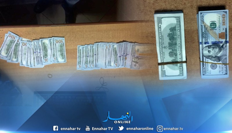 العاصمة.. إحباط محاولة تهريب 20 ألف دولار بمطار هواري بومدين