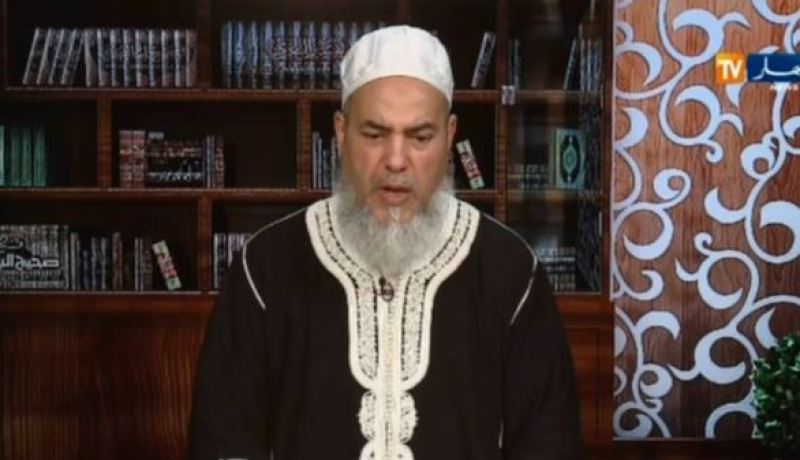 الشيخ شمس الدين.. ينادونه بفضيلة الشيخ وزوجته تتهمه بخيانتها مع فضيلة