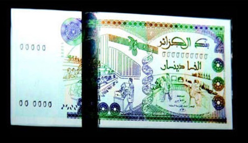 حجز اوراق نقدية مزورة من فئة 2000 دج بحوزة رعايا صينيين بتلمسان
