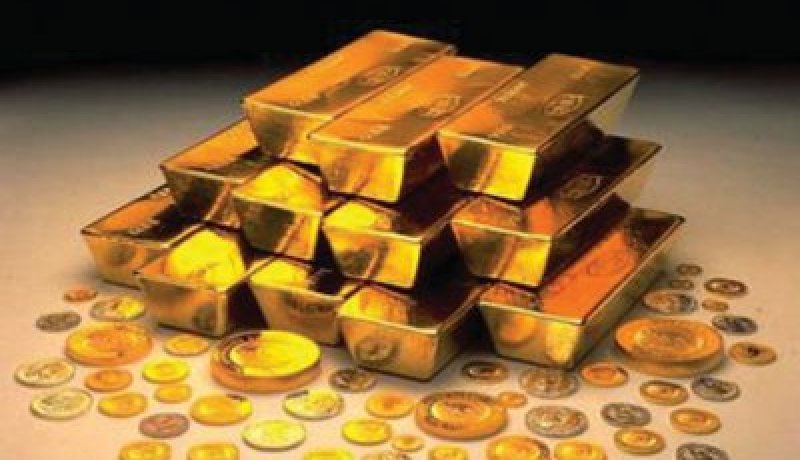 الذهب ينخفض في انتظار بيانات الوظائف الامريكية