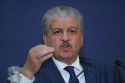سلال يسرّح وزراءه للعطلة على دفعتين