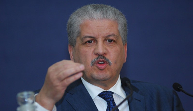 سلال يسرّح وزراءه للعطلة على دفعتين
