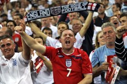 10 آلاف مناصر إنجليزي يشجعون رفقاء “هاري كين” في روسيا