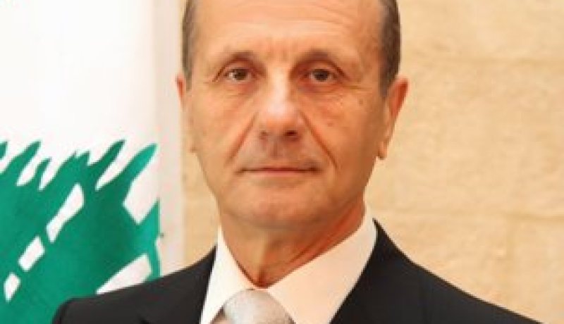 وزير الداخلية اللبناني يعلن عن بدء تنفيذ خطة أمنية شاملة