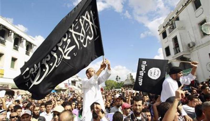 السعودية تشددت في منح تأشيرات للمعتمرين التونسيين الشباب خوفا من “الجهاد”