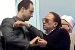 ‮''‬فنانو البلاط‮'' ‬يختفون ويسكتون عن جرائم نظام مبارك في‮ ‬مصر‮!‬