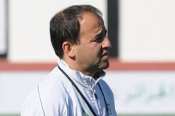 سفير الجزائر بالكاميرون و ممثل الاتحادية الكاميرونية في استقبال حكيم مدان