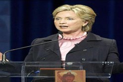 كلينتون تدعو إيران للعودة إلي طاولة المفاوضات