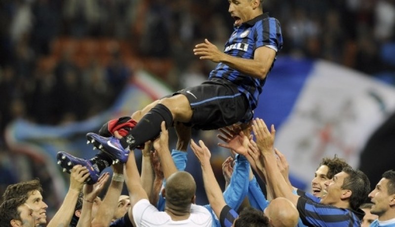 الانتر يهدي الدوري لليوفنتوس بالفوز على الميلان برباعية