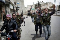 القوات النظامية تعود إلى حقل نفطي في شرق سوريا بعد انسحابها منه