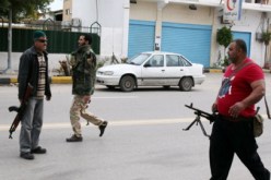 إيقاف ليبيين اثنين مسلحين على الحدود مع تونس