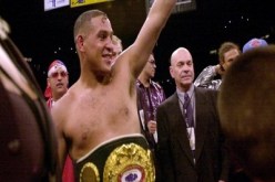 وفاة بطل العالم السابق للملاكمة كاماتشو عن عمر يناهز 50 عاما