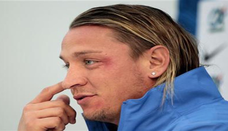 ايقاف مكسيس 3 مباريات لاعتدائه على لاعب اليوفي