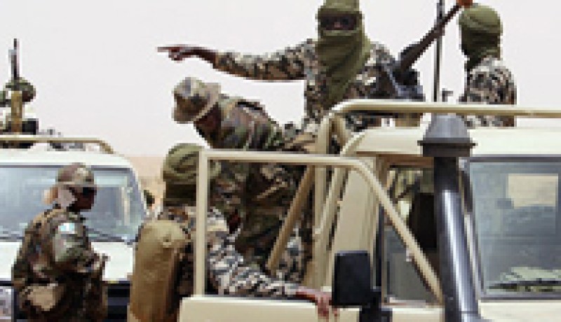 إسلاميون يحتلون قنصلية الجزائر في غاو ويحتجزون دبلوماسيين