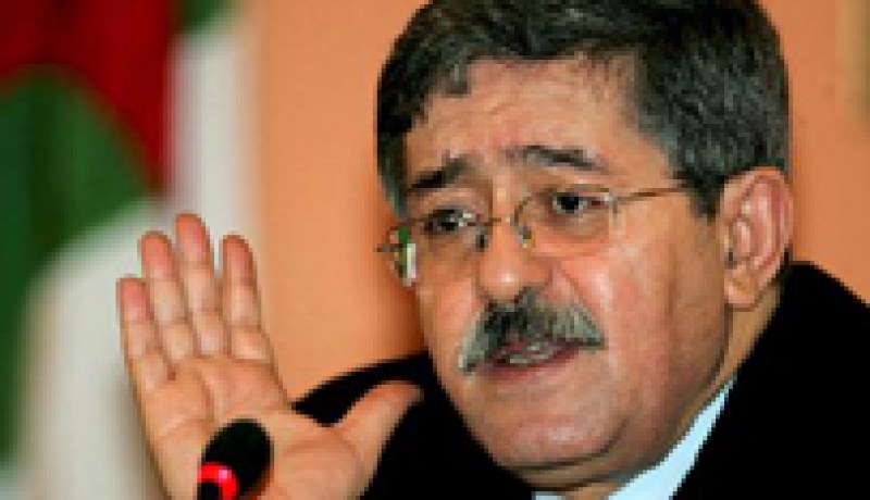 اويحيى  يتّهم جهات أجنبية بتقويض الأمن في المنطقة للإستحواذ على مصادر الطاقة