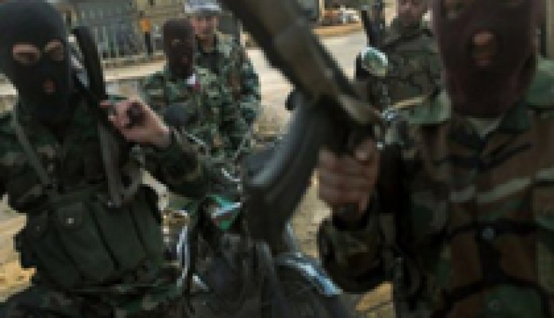 السلطات السورية تتهم مجموعات مسلحة بخطف ضابط ومرشح لمجلس الشعب