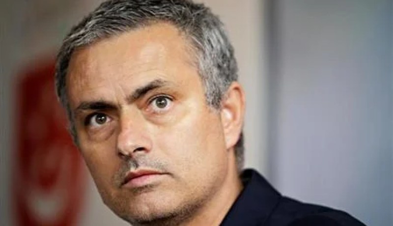 مورينيو يتخذ إجراء قانونيا ضد صحفي بجريدة ماركا الأسبانية