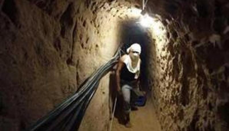 مقتل فلسطيني وفقدان اثنين آخرين في انهيار نفق برفح