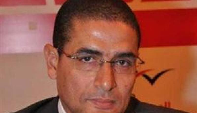 أبو حامد يحذر من استيلاء الإخوان على الجيش