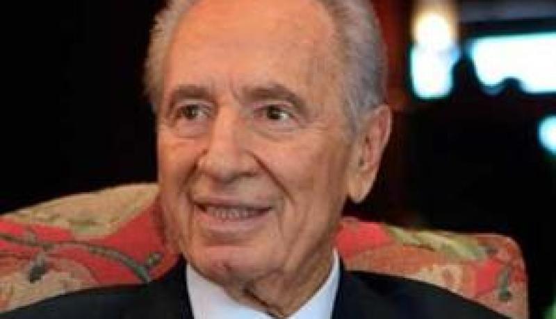 بيريز يشيد بشخصية أوباما في الاهتمام بتحقيق السلام للجميع