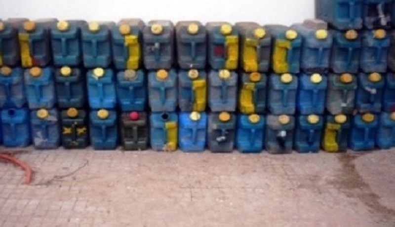 المصلحة الجهوية لمكافحة المخدرات بتلمسان تحجز 4800 لتر وقود في طريقها للمغرب