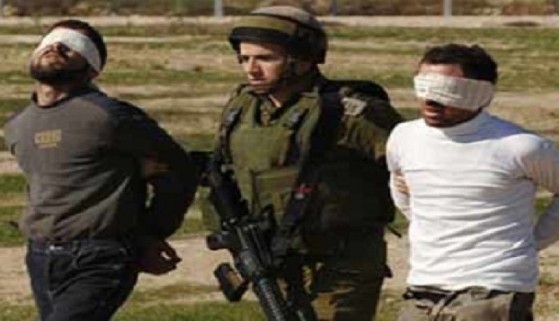قوات الاحتلال الإسرائيلي تعتقل أربعة فلسطينيين بنابلس بالضفة الغربية
