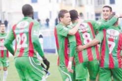 رجراج‮ ‬يرسّم عودته وقد‮ ‬يتفاوض مع بومشرة،‮ ‬نساخ حمزاوي‮ ‬وهاشم