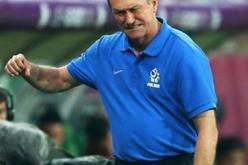 استقالة مدرب منتخب بولونيا بعد خروجه من النهائيات