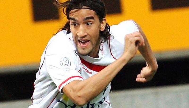 المغربي يوسف حاجي يستعد لمغادرة نادي العربي